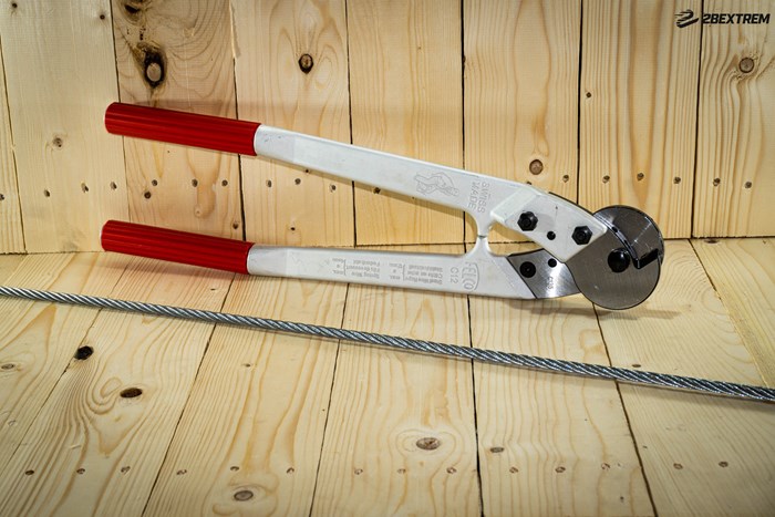 TYRO-PINCE-01-2BEXTREM